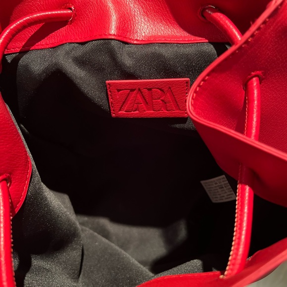 Knotted flap backpack - Picture 9 of 9